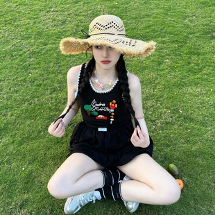 花苞短裤 Andrea 贝壳绣钩织背心 2025SS Martin