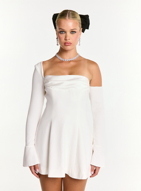 Nana Jacqueline 24AW 两层荡领单肩连衣裙拼接不对称长袖短裙