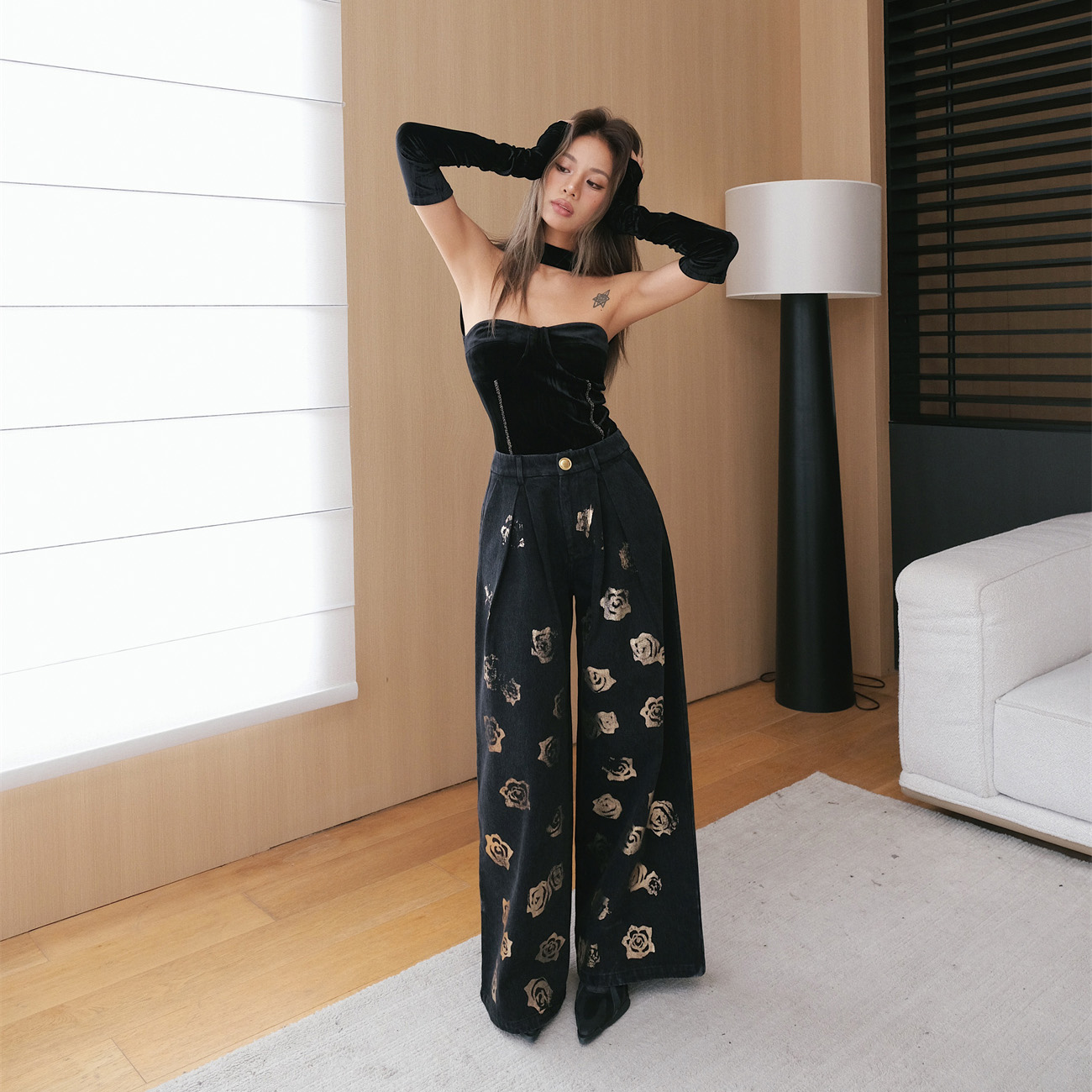 秋冬玫瑰印花⽜仔裤LUMINGROOM