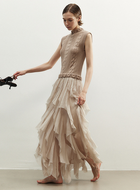 NONETONE 25AW秋冬新品 重工针织钩花拼接真丝荷叶边连衣裙蛋糕裙