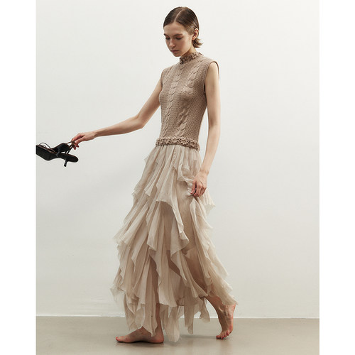 NONETONE 25AW秋冬新品 重工针织钩花拼接真丝荷叶边连衣裙蛋糕裙