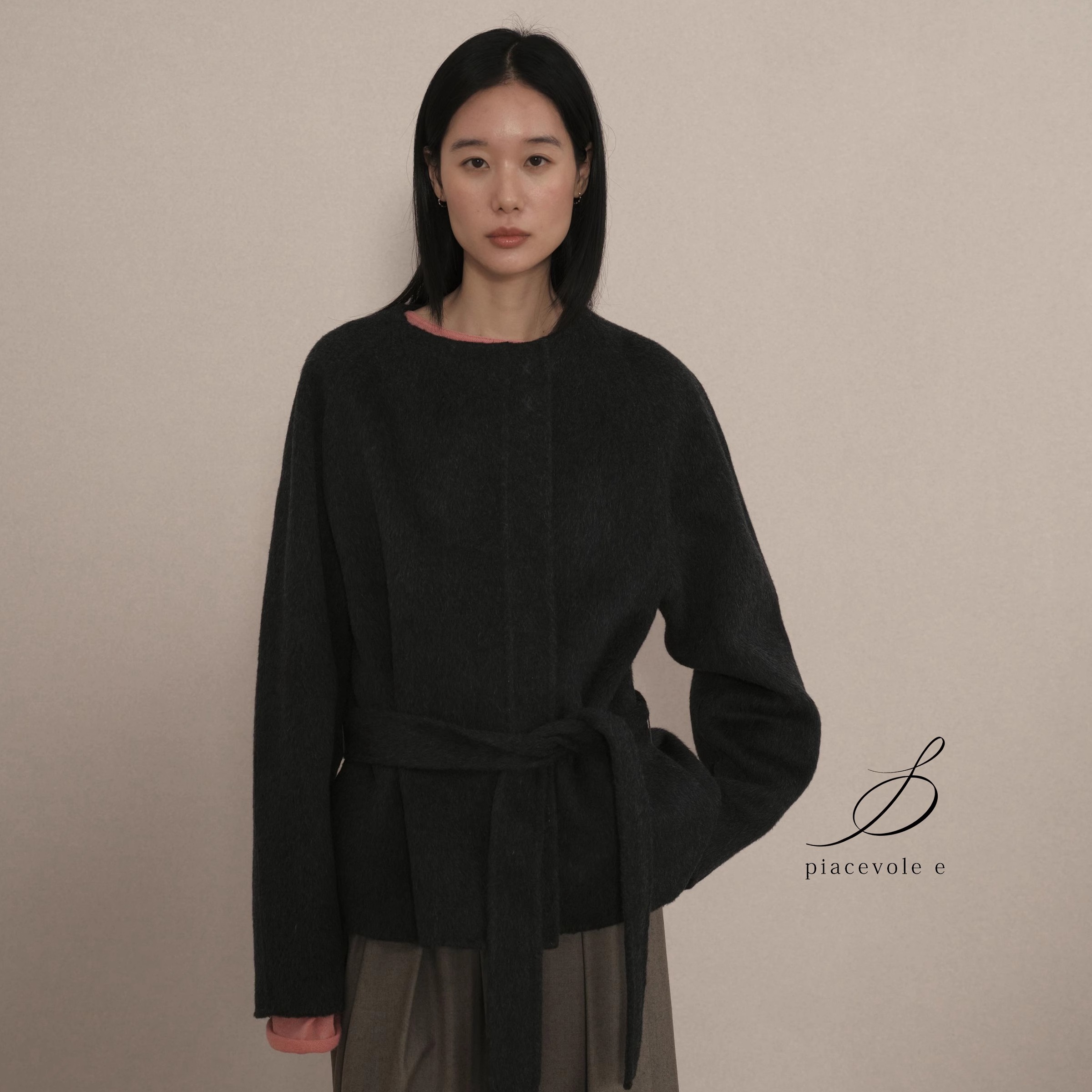Piacevole e FW25 纯色初剪羊毛双面呢无领毛呢无扣系带外套
