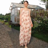 25SS早春新款 Diana Vevina 玫瑰花雪纺印花吊带连衣裙