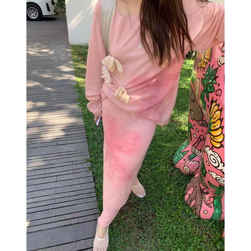 Piacevole e SS26 晕染'Orchid'印花针织一字领羊毛罩衫半裙套装