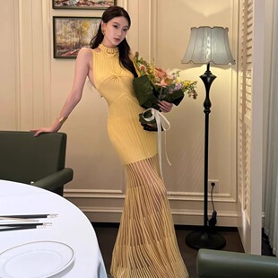 CAMEY LIU 25新款 针织露背大裙摆礼服裙连衣裙