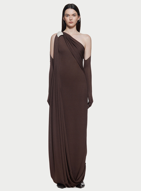 CHATS BY C.DAM 2025 AW LUCIAN 纯色修身单肩抽褶简约无袖连衣裙