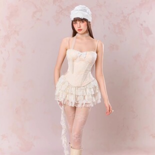 Jean 南洋油画刺绣蕾丝撞色拼接鱼骨吊带胸衣蕾丝蛋糕半身裙 SOO