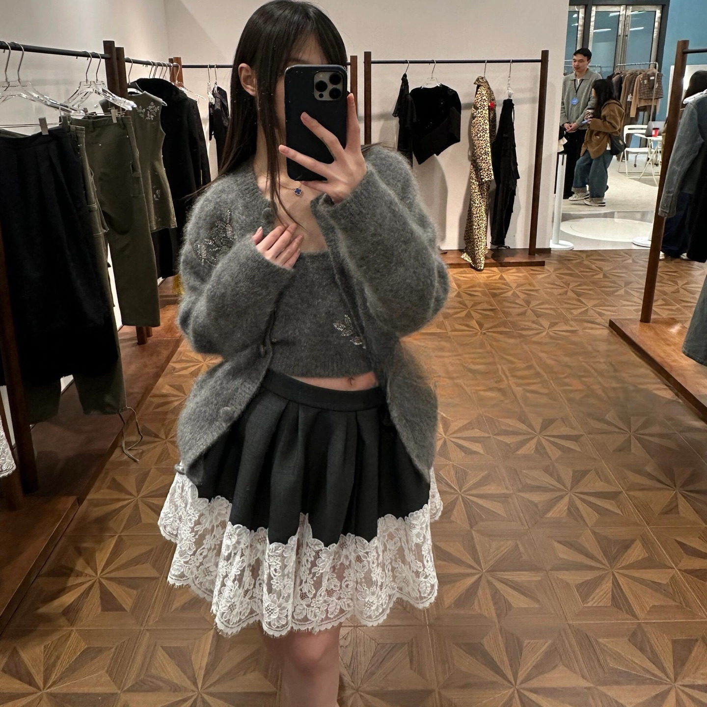 MARKGONG 25AW新款 钉珠针织开衫吊带 蕾丝拼接打褶半裙,女装/女士精品,时尚套装,淘宝优惠券,粉丝福利购,淘宝优惠卷