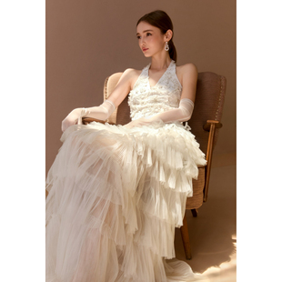 配手套 Wardrobes 手工绣珠v领千层连衣裙 chen2025