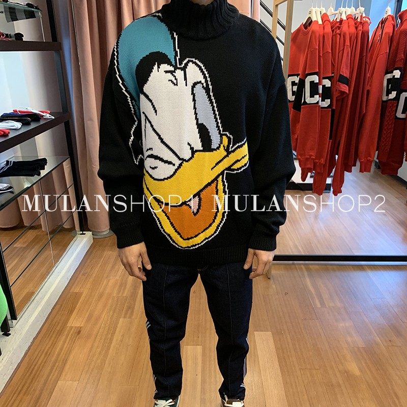 【折扣XS】GCDS2J早秋时尚唐老鸭图案翻领毛衣