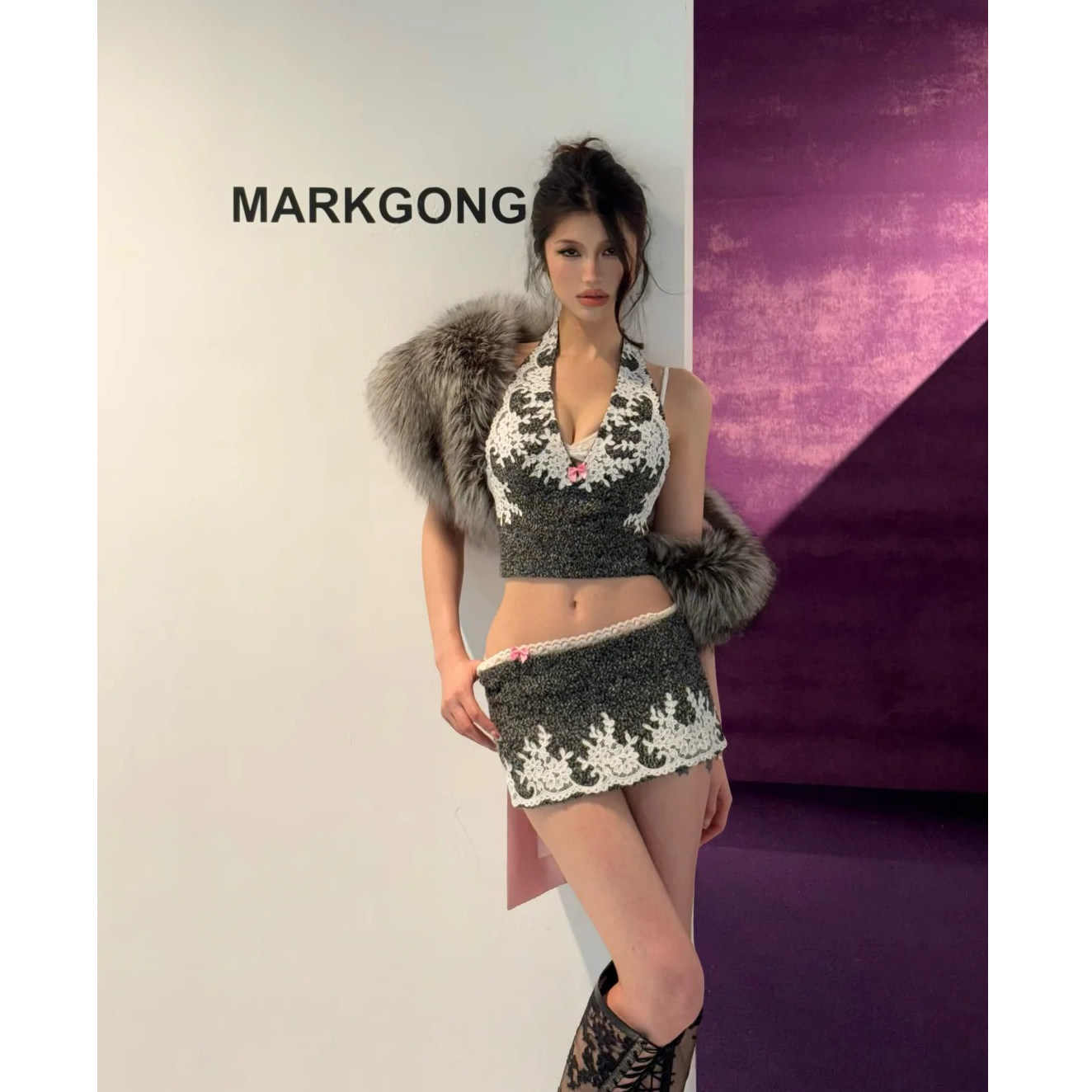 MARKGONG 26AW 蕾丝挂脖上衣 灰色毛呢蕾丝半裙 粉色缎面蕾丝半裙图片