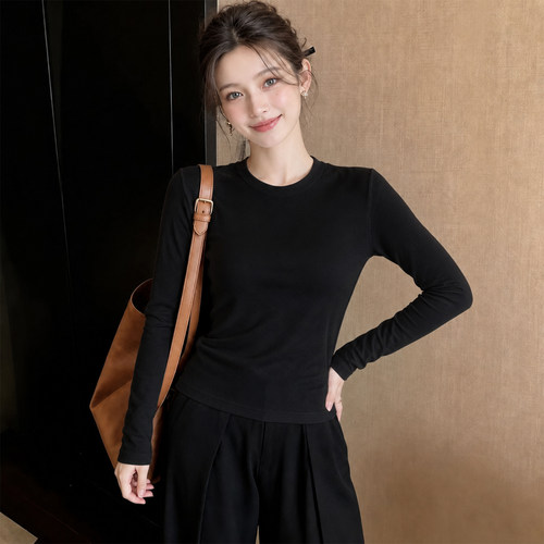 巨显瘦高智感长袖圆领打底衫女