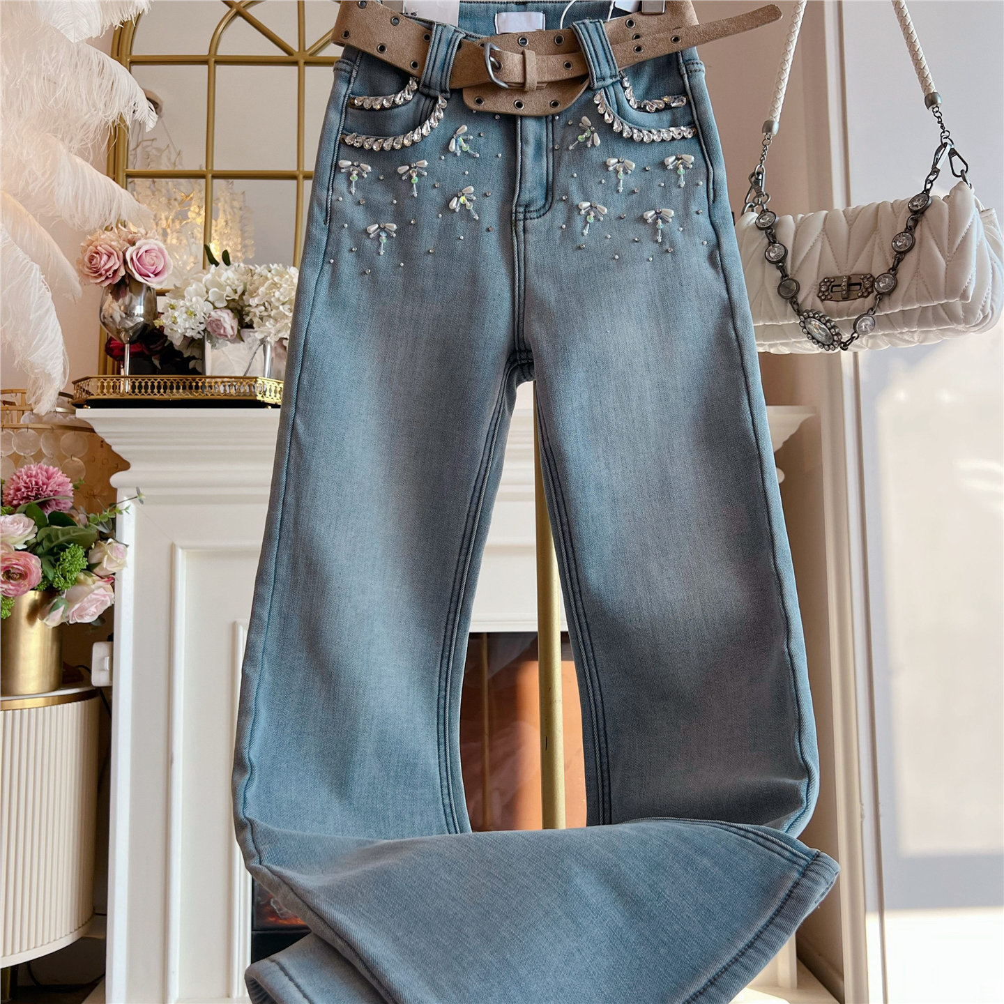 加绒厚亮片牛仔裤女冬设计