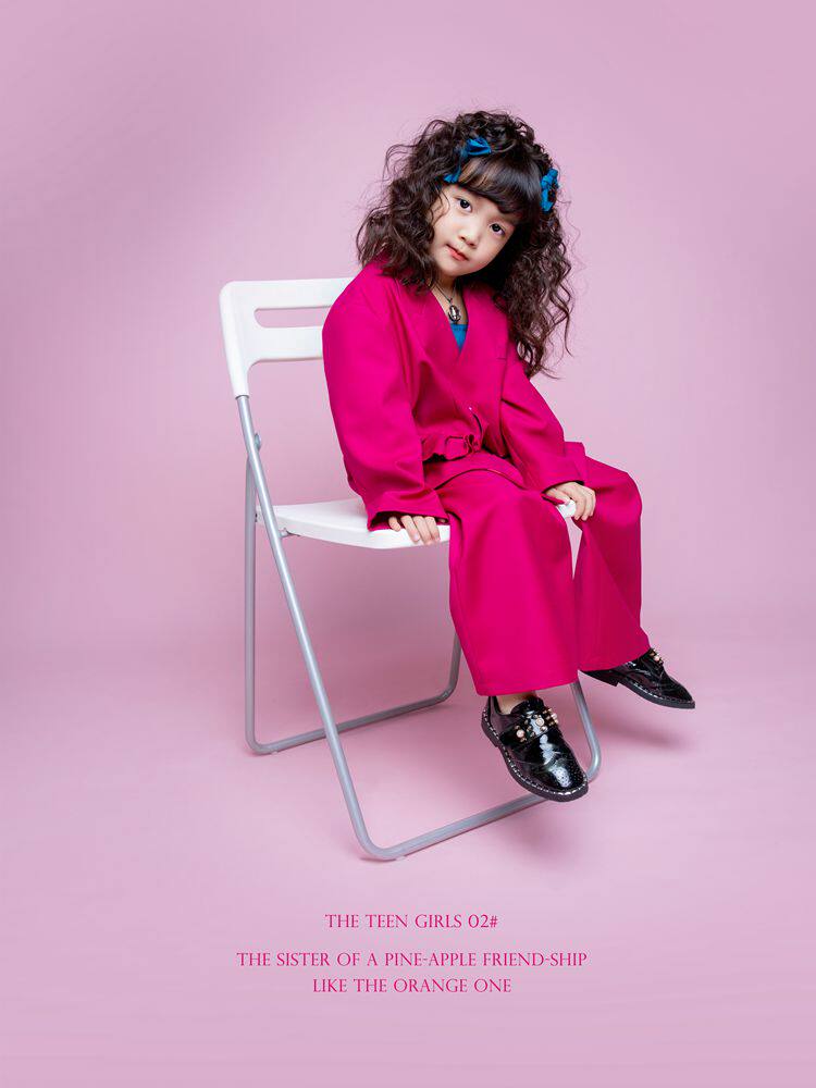 儿童摄影服装个性拍照女童亮色系西装模卡走秀艺术照影楼潮拍写真