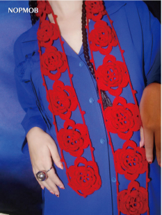 NOPMOB 羊毛手工钩花复古百搭高级感秋冬镂空立体花朵围巾披肩