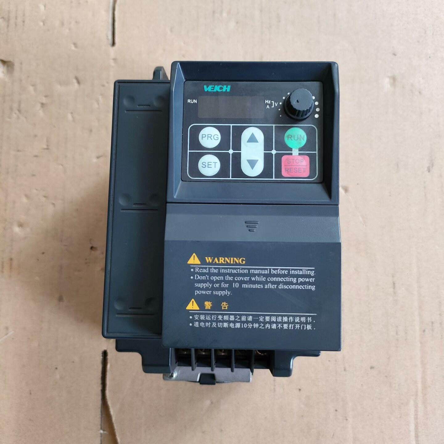 伟创AC20-T3-1R5GB     1.5千瓦变频器