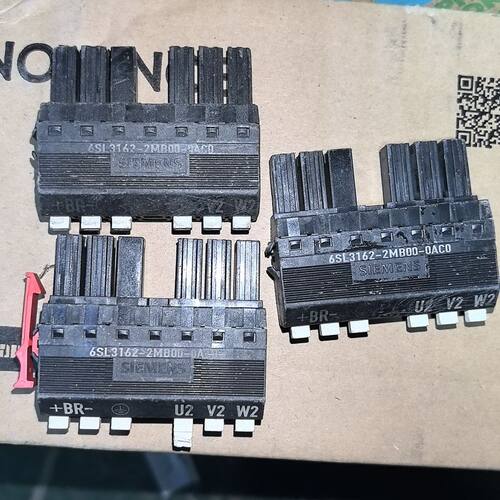 6SL3162-2MB00-0AC0接线端子 电源插头