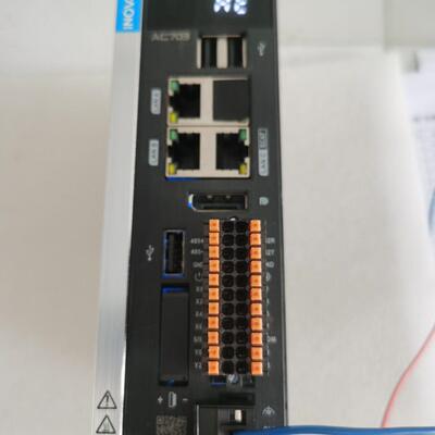 汇川PLC控制器：AC703   h5u-1614mtd