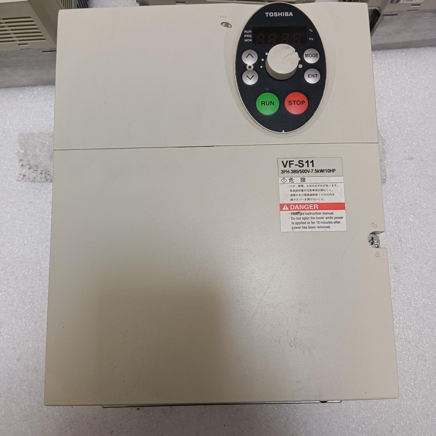 变频器VF-S11-4075PL-WN(R5) 7.5K