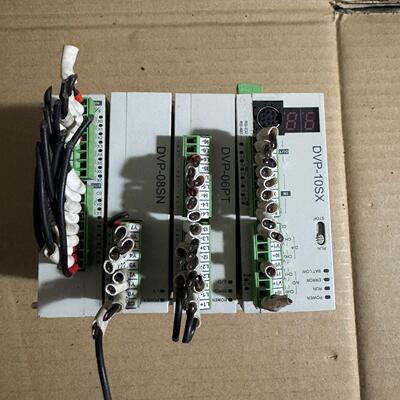 台达plc模块还有两个