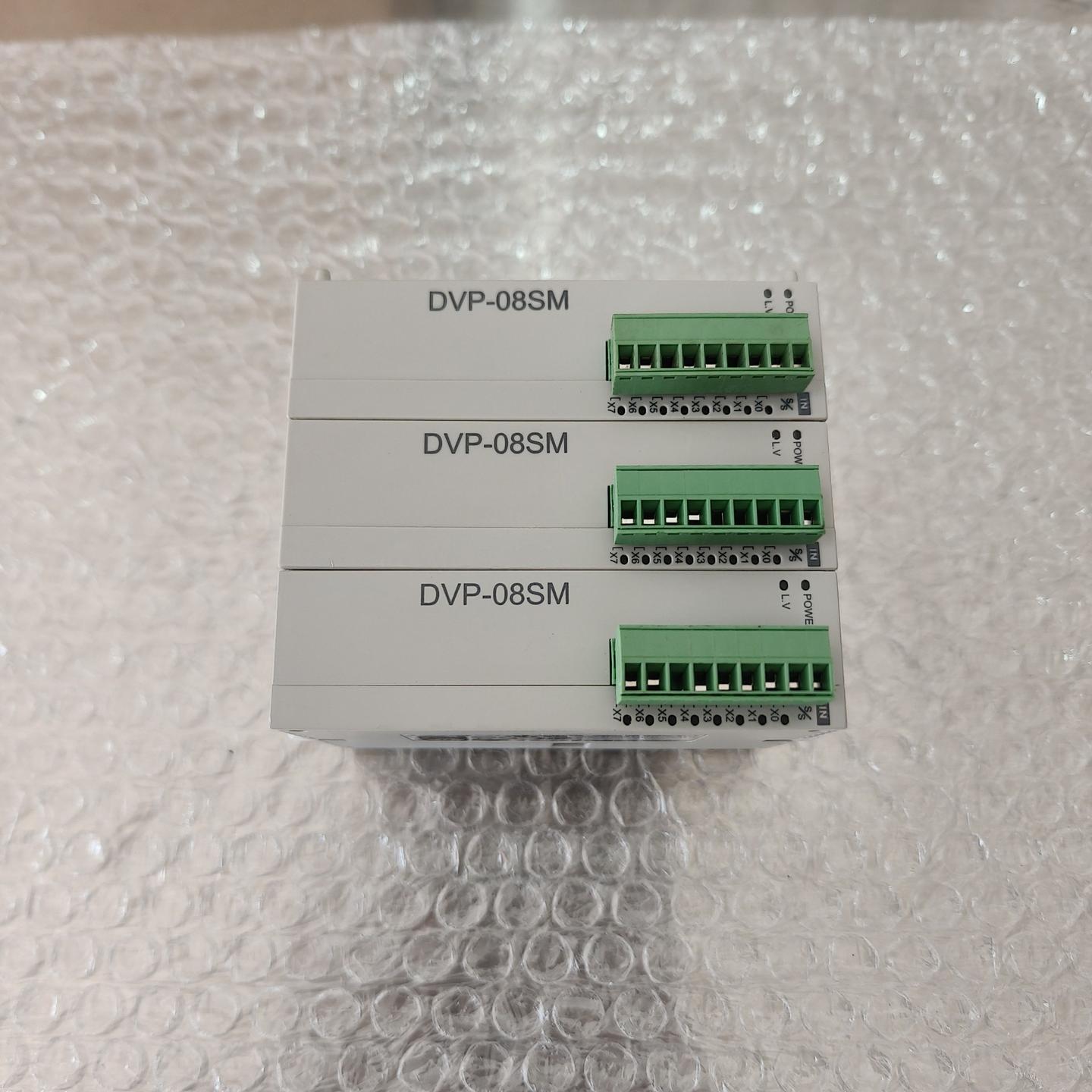 台达PLC扩展模块 DVP-08SM11N 拆机件 功能