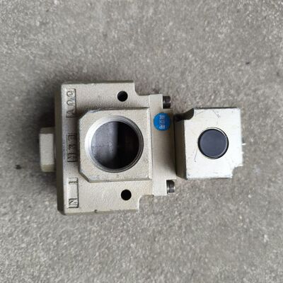 电磁阀  VP3165V    AC110V   成色