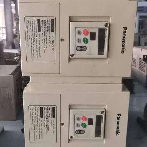 M1X224BSA变频器 2.2KW 380V 拆机