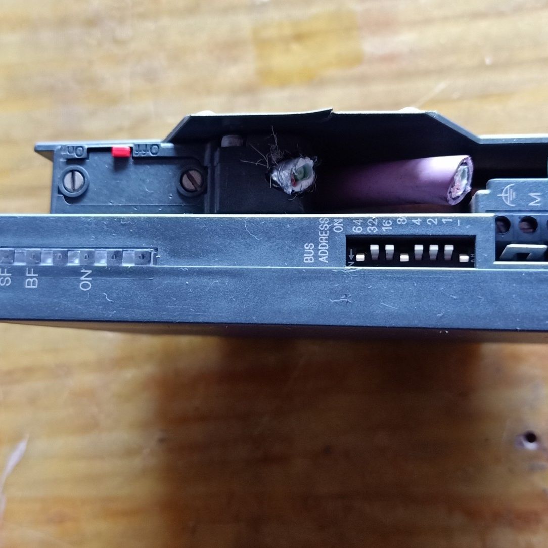 6ES7  153-1AA03-0XB0 有一片380