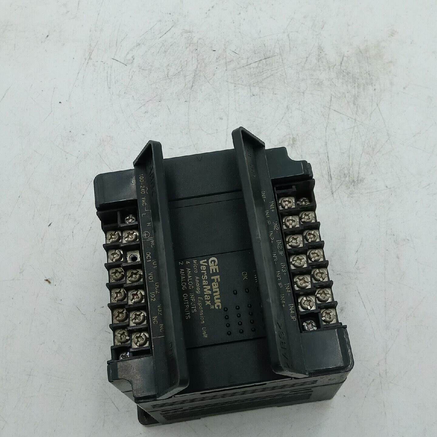 GE FANUC VERSAMAX IC200UEX636-