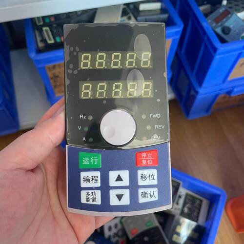 欣灵 P6500-B 变频器面板功能包好发快递
