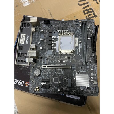 华硕b760m p主板一张d5 有挡板