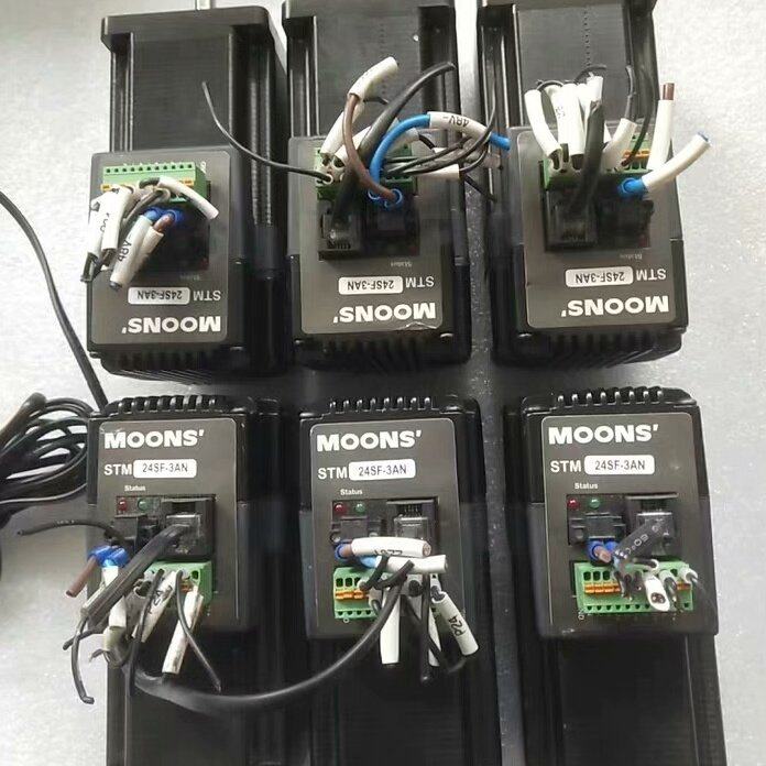 MOONS的STM 24SF-3AN一体步进电机 成色不错