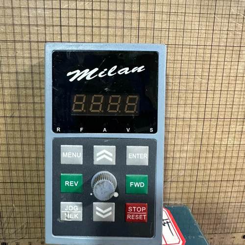 【米兰变频器面板米兰大板】