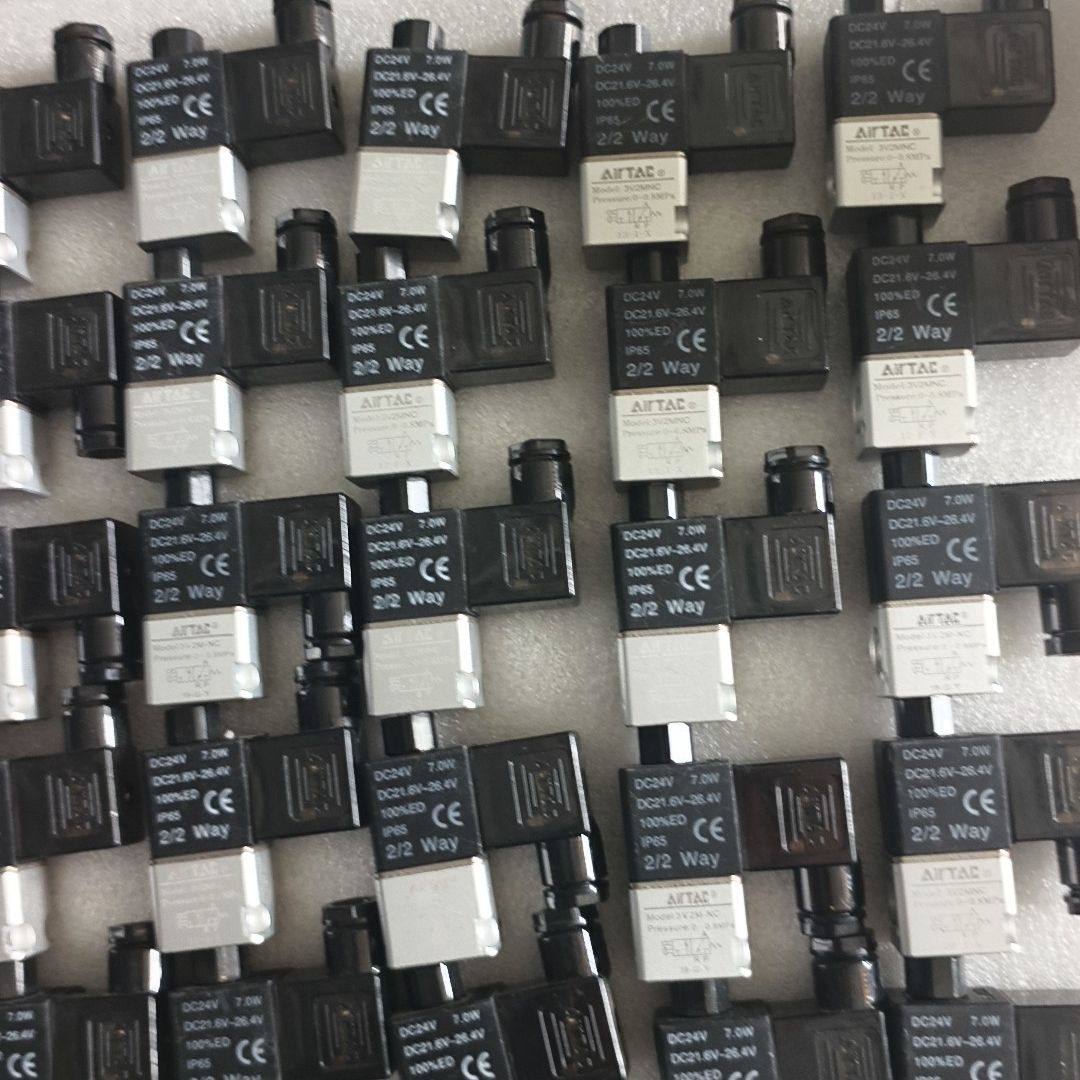 电磁阀 型号3V2MNC DC24V电压 功率7.0W