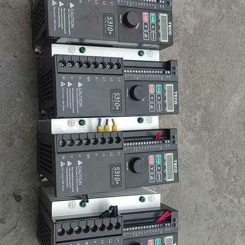 东元S310+变频器380V0.75Kw3台 1.5的1台