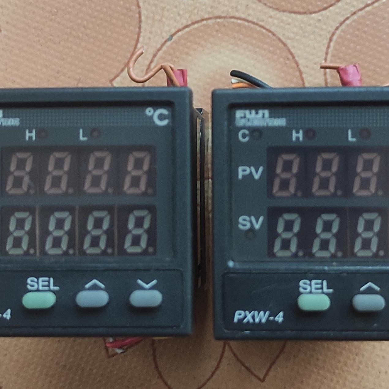 日本温控器PXW-4/PXW4TAY2-1V000-A现有2