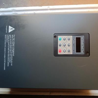 佳乐永磁无感专用机22KW  型号JAC580Y-022G-