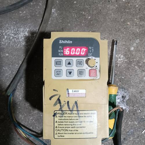 士林Sc变频器0.4KW 拆机 成色如图实拍 功能包好不