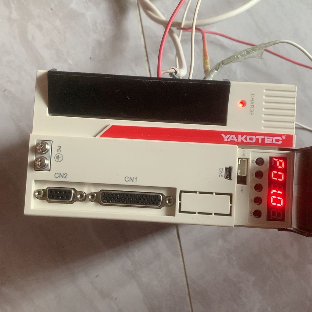 研控伺服驱动器ES2-15BF1  1.5kw拆机成色如图