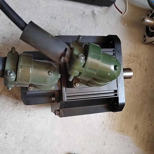 AB电机9新 2004-RD10BR1AS3 1KW 实物拍