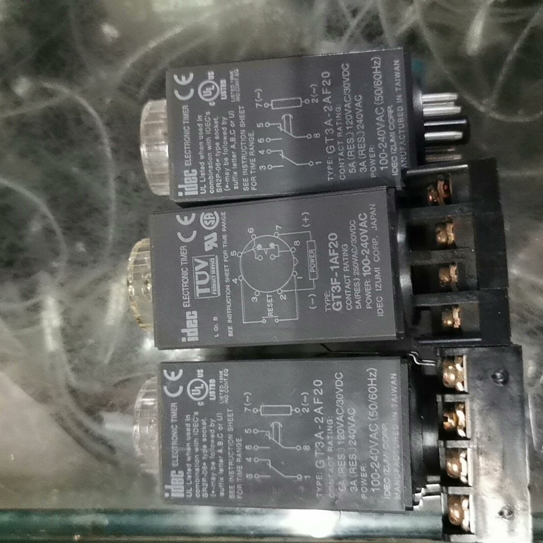 和泉时间继电器GT3A-2AF20 功能完好 成色漂亮