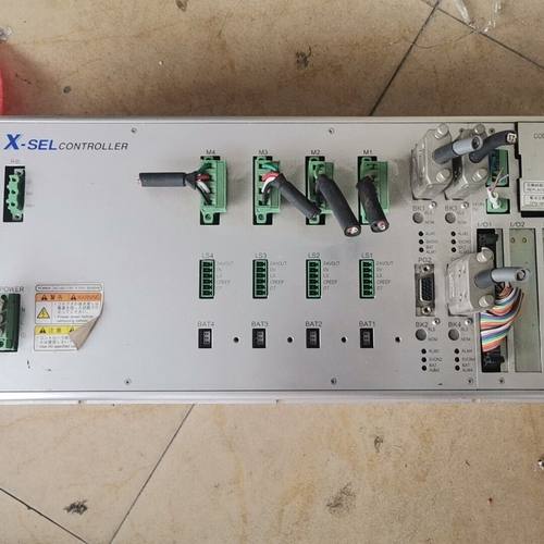 XSEL-K-4-60I-60I-60I-60I-N1-EE