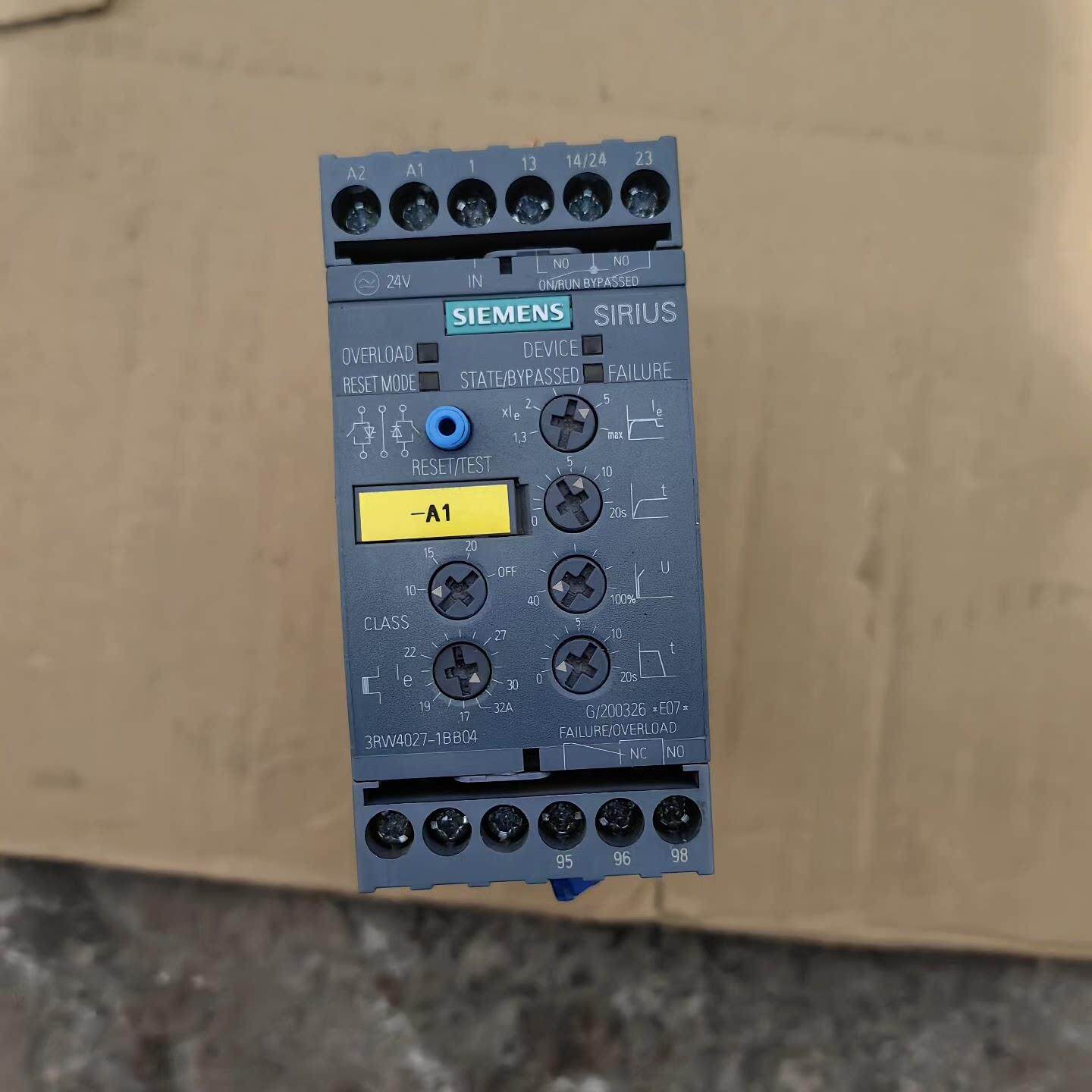 拆机软起动器 3RW4027-1BB04 实物拍摄具体