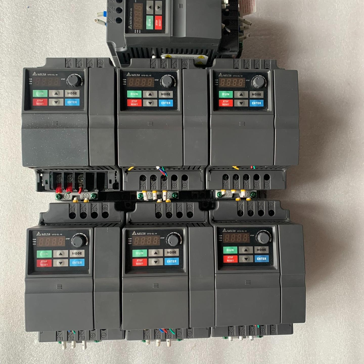 台达变频器VFD015EL21W功率1.5KW 现货7台 年
