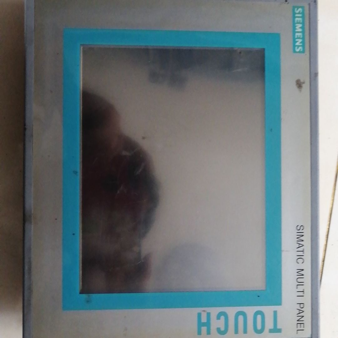 触摸屏 6AV6 643-0CB01-1AX1 通电不