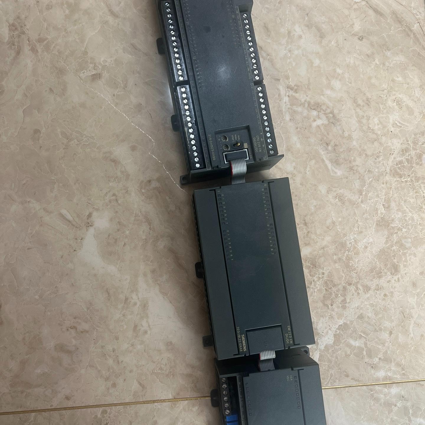 216-2ad23-0xb8主机缺盖板 副机223