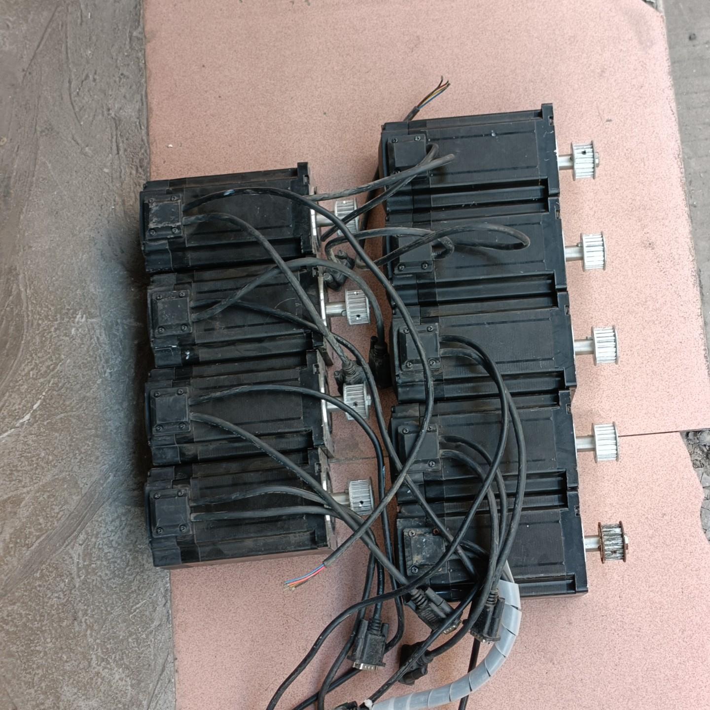 雷赛86步进电机86CME120  图片实物拍摄