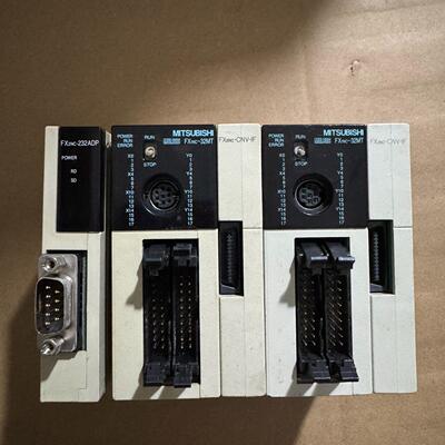 plc通讯模块FX2NC-232ADP   35