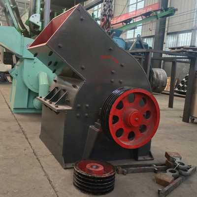 新款直销可移动锤式破碎机 炉渣鹅卵石打砂机石材矿山重锤破碎机