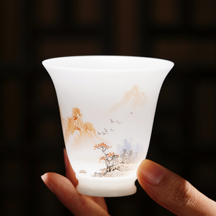 大师手绘冰种羊脂玉瓷主人杯陶瓷中式高档茶杯单杯山水品茗杯礼盒